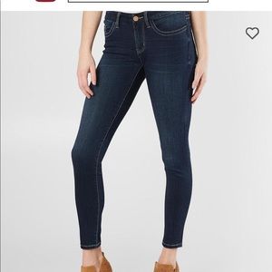 BKE Buckle Stella slim fit low rise jeans